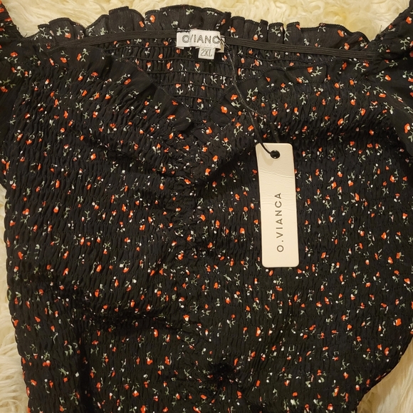 Ruched Floral Dress - Picture 5 of 5